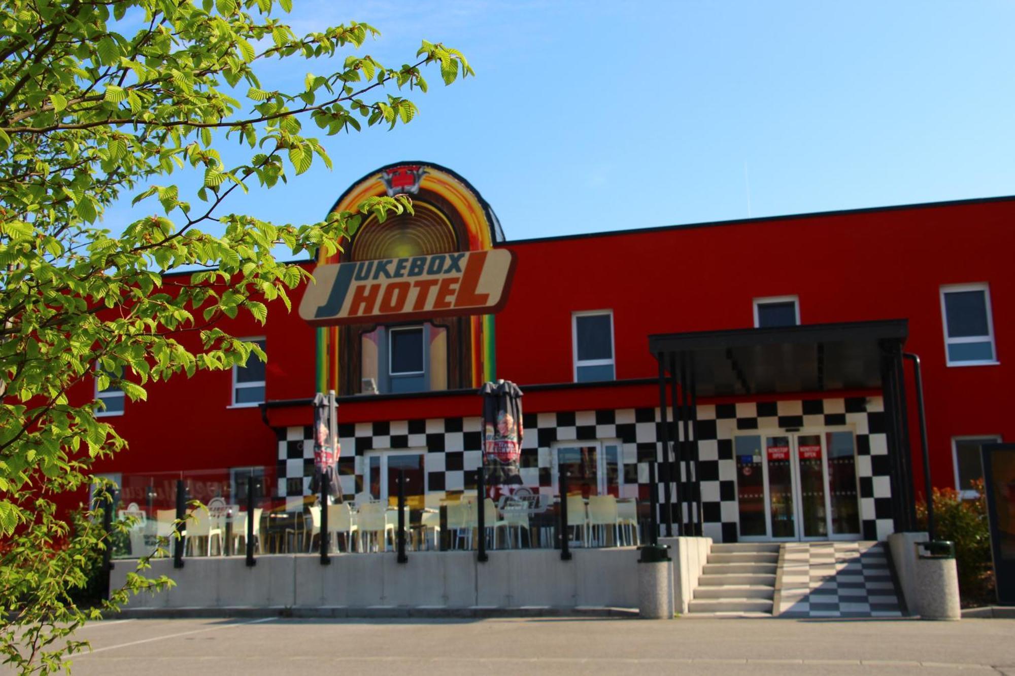 Jukebox Hotel Znojmo Zewnętrze zdjęcie